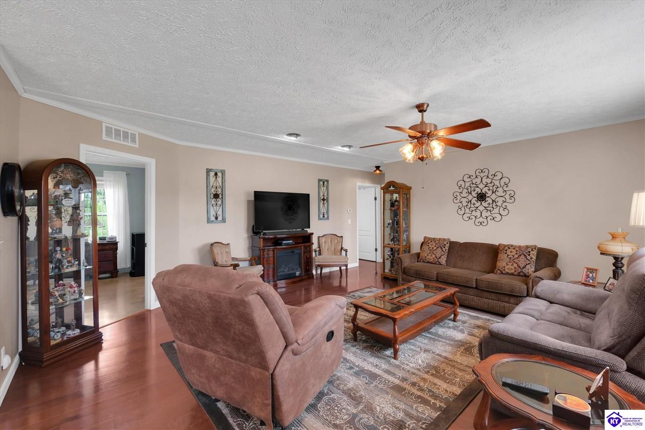 464 Cruse Road Sonora, KY 42776 #3