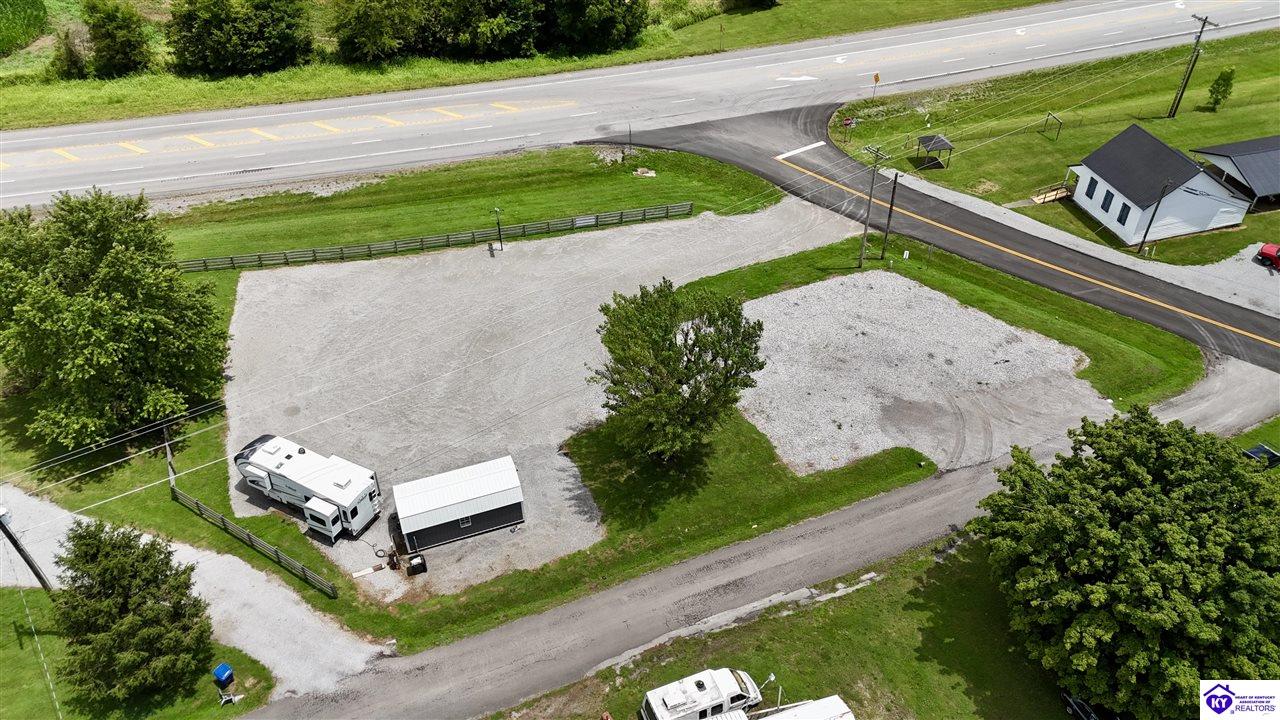 4689 New Columbia Road Campbellsville, KY 42718 #1