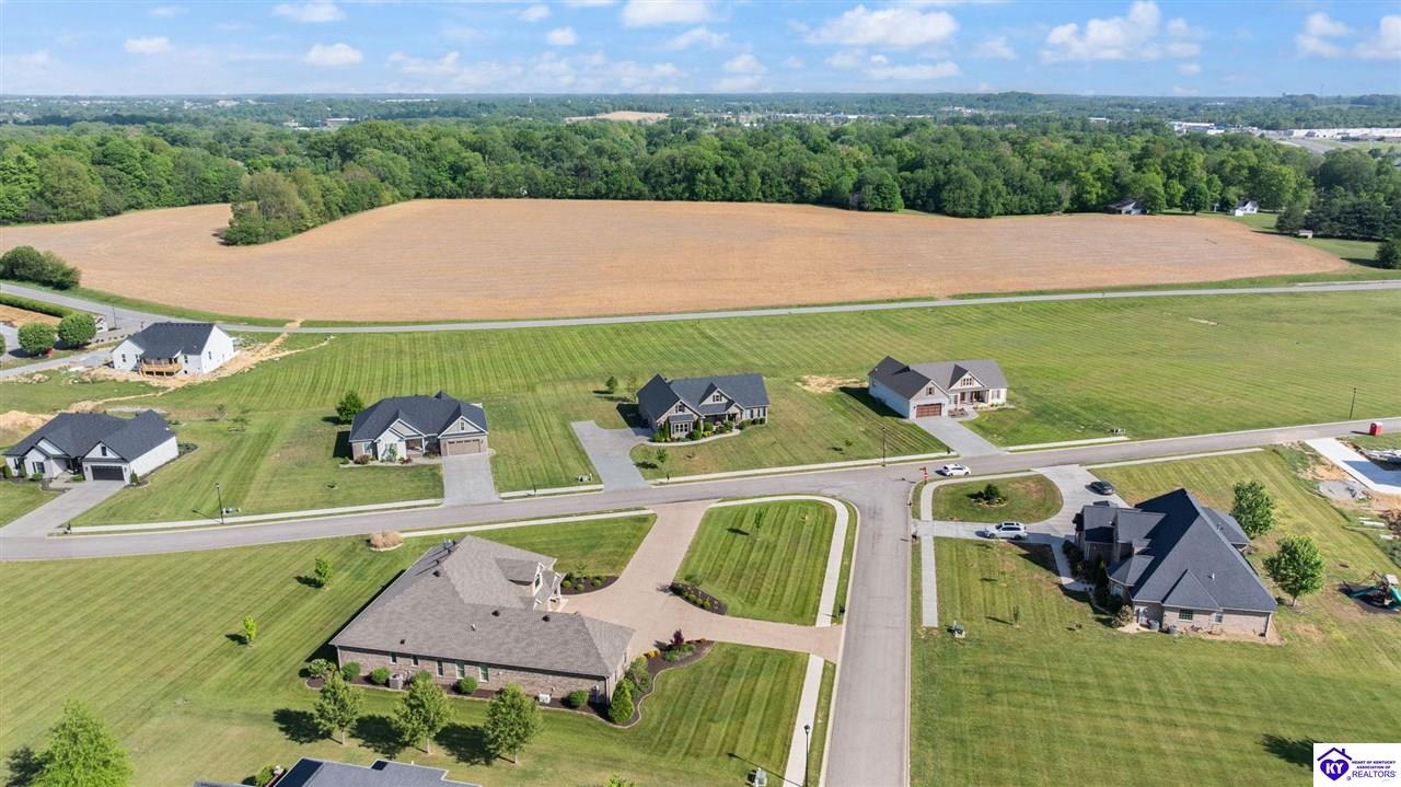 200 Three Wood Lane Campbellsville, KY 42718 #4