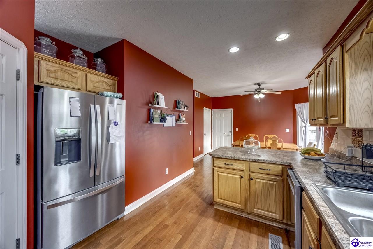 107 Sugar Hill Court Elizabethtown, KY 42701 #2