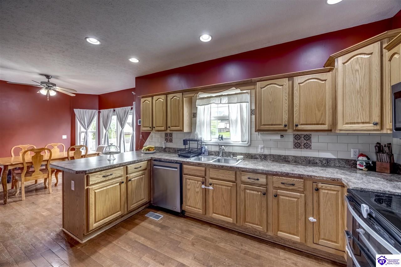 107 Sugar Hill Court Elizabethtown, KY 42701 #4