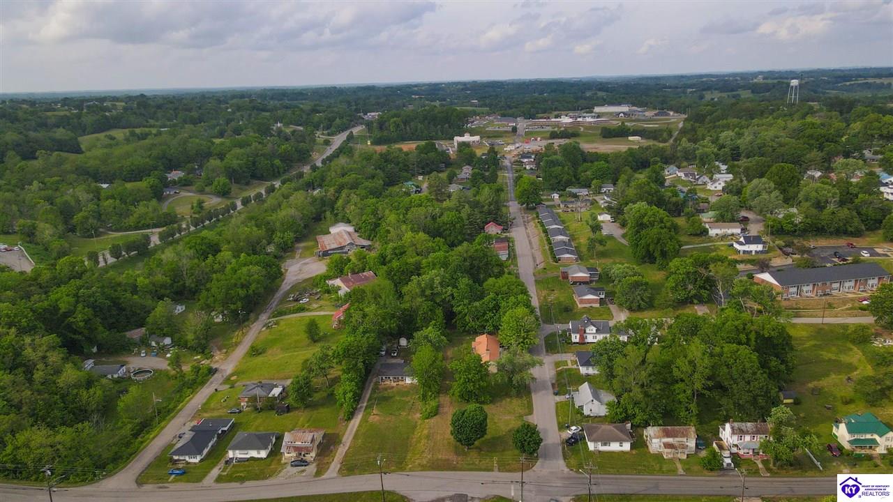 210 E Hodgenville Road Greensburg, KY 42743 #1