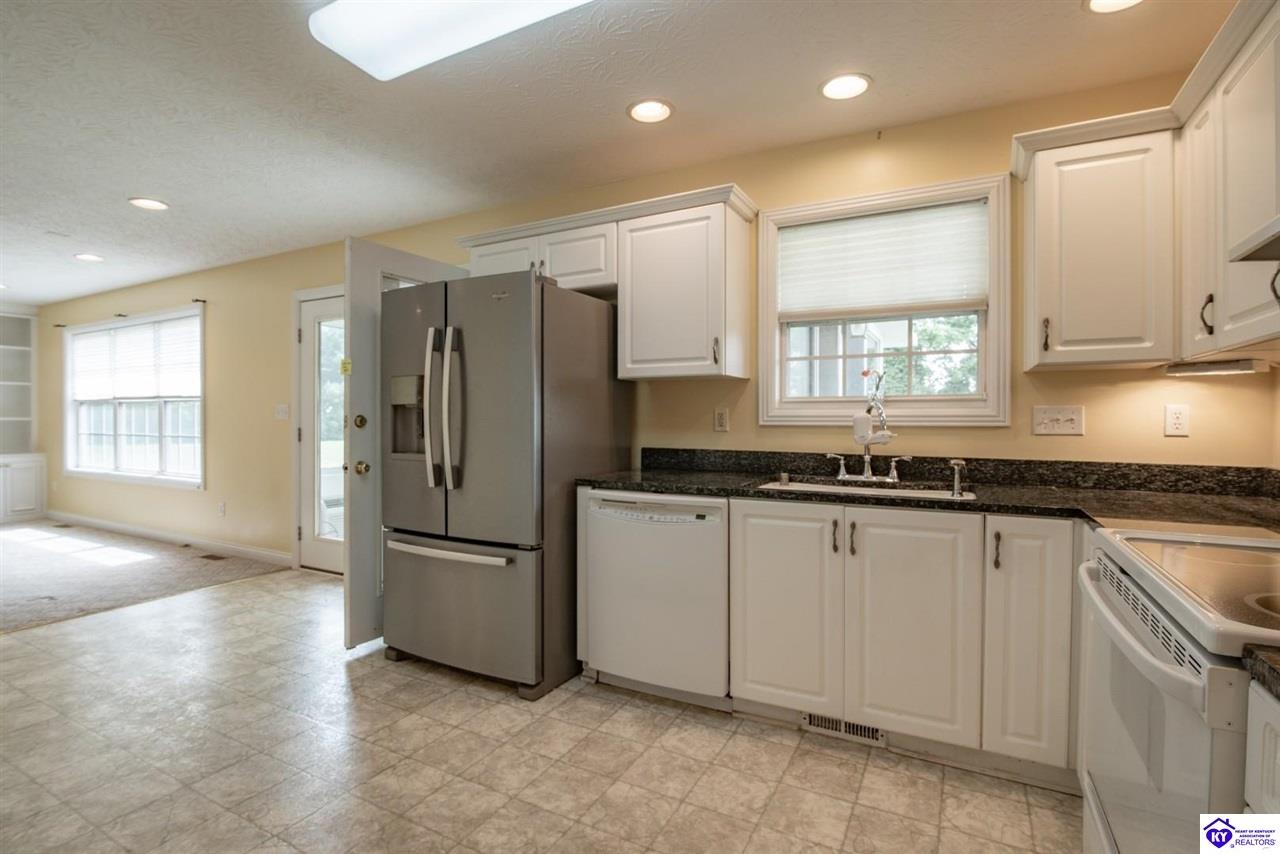 419 Deerlake Road Elizabethtown, KY 42701 #2