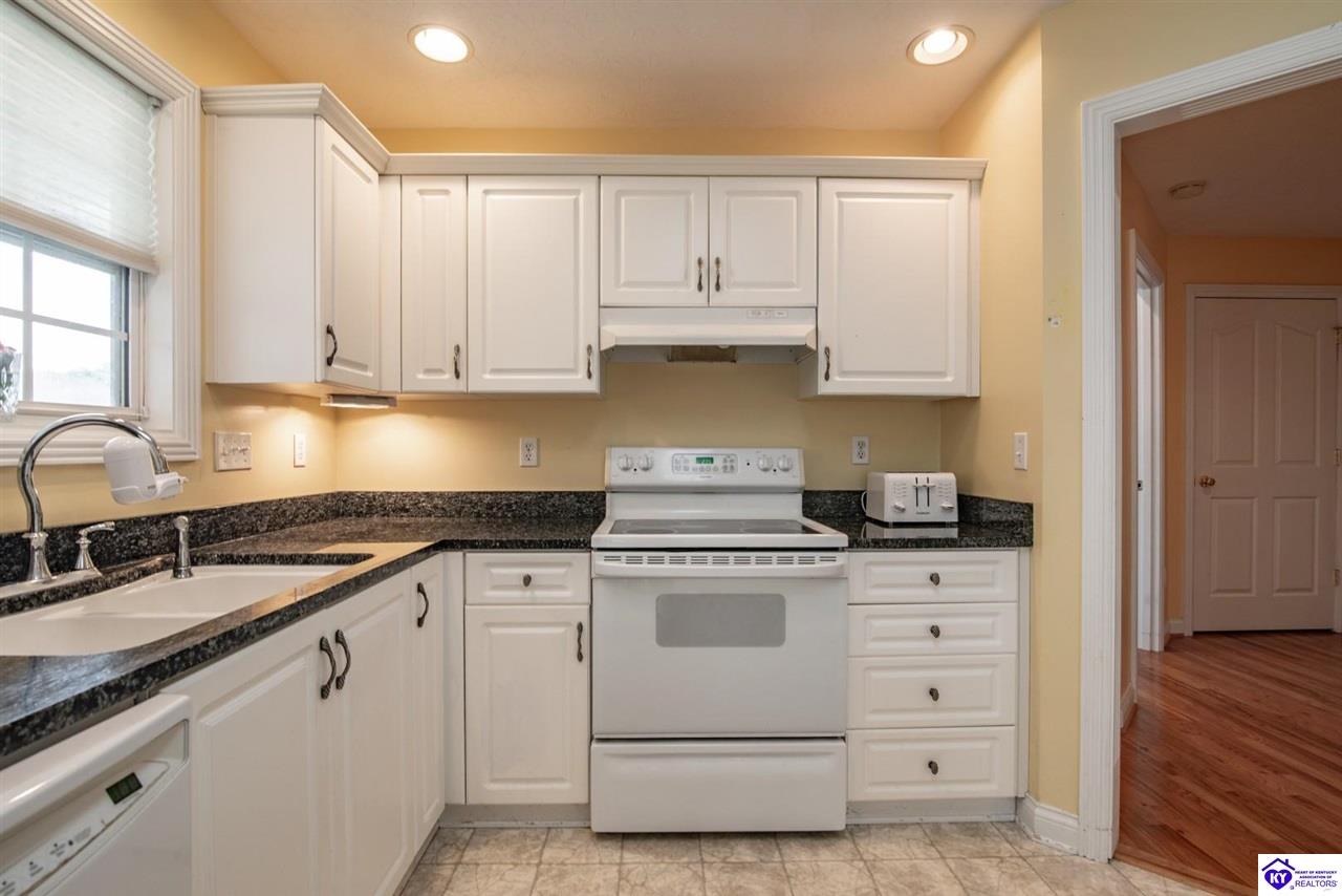 419 Deerlake Road Elizabethtown, KY 42701 #4