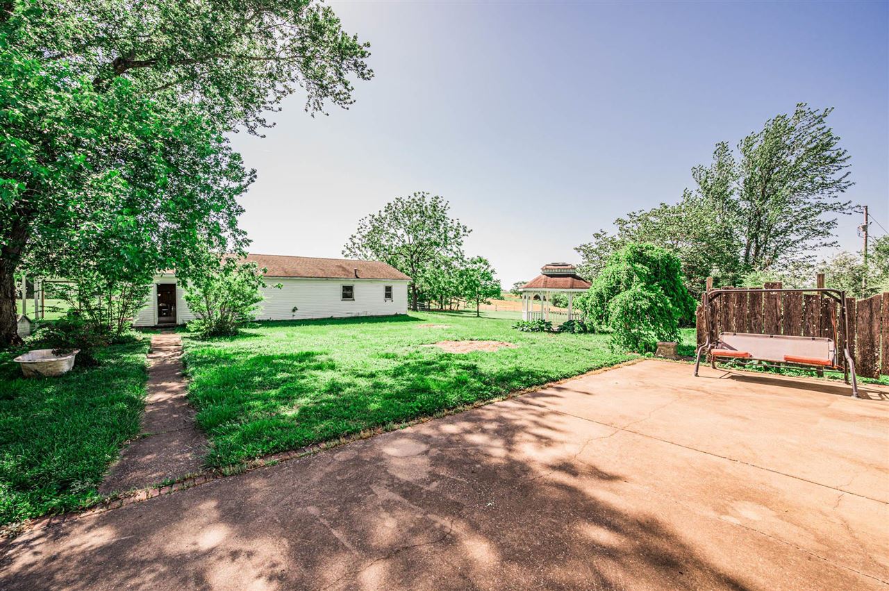 2307 Richardsville Road