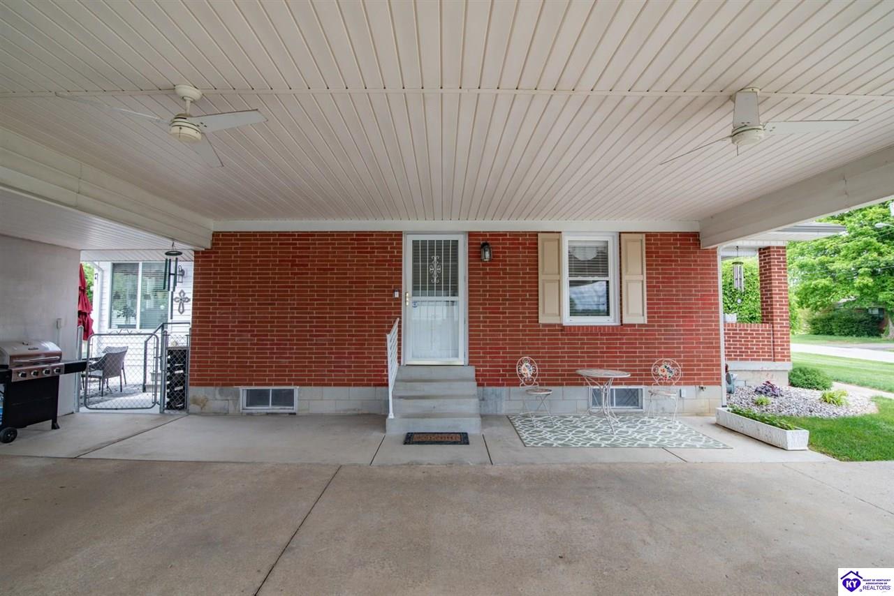 204 Fairview Drive Elizabethtown, KY 42701 #3