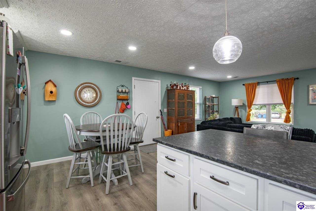 61 Brian Avenue Hodgenville, KY 42748 #3