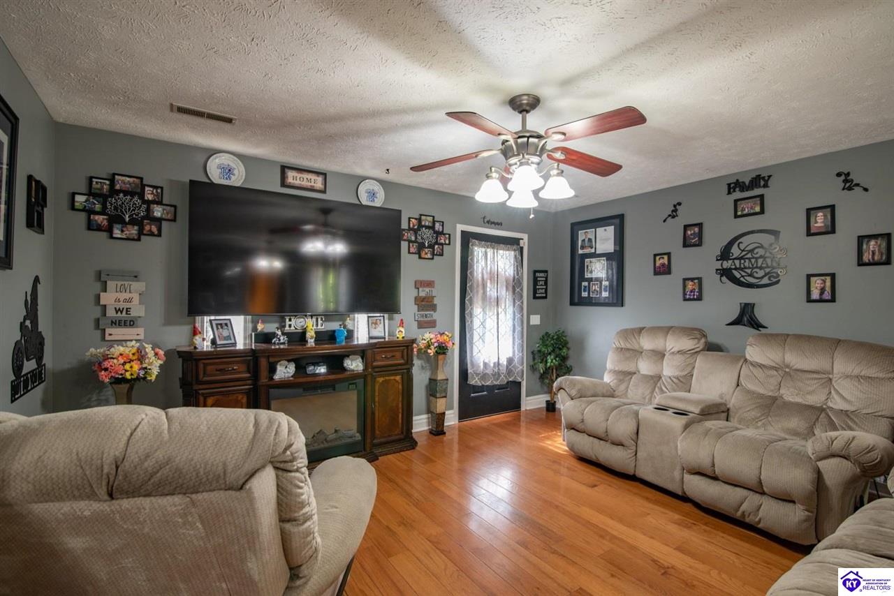 454 Sugar Branch Road Big Clifty, KY 42712 #1