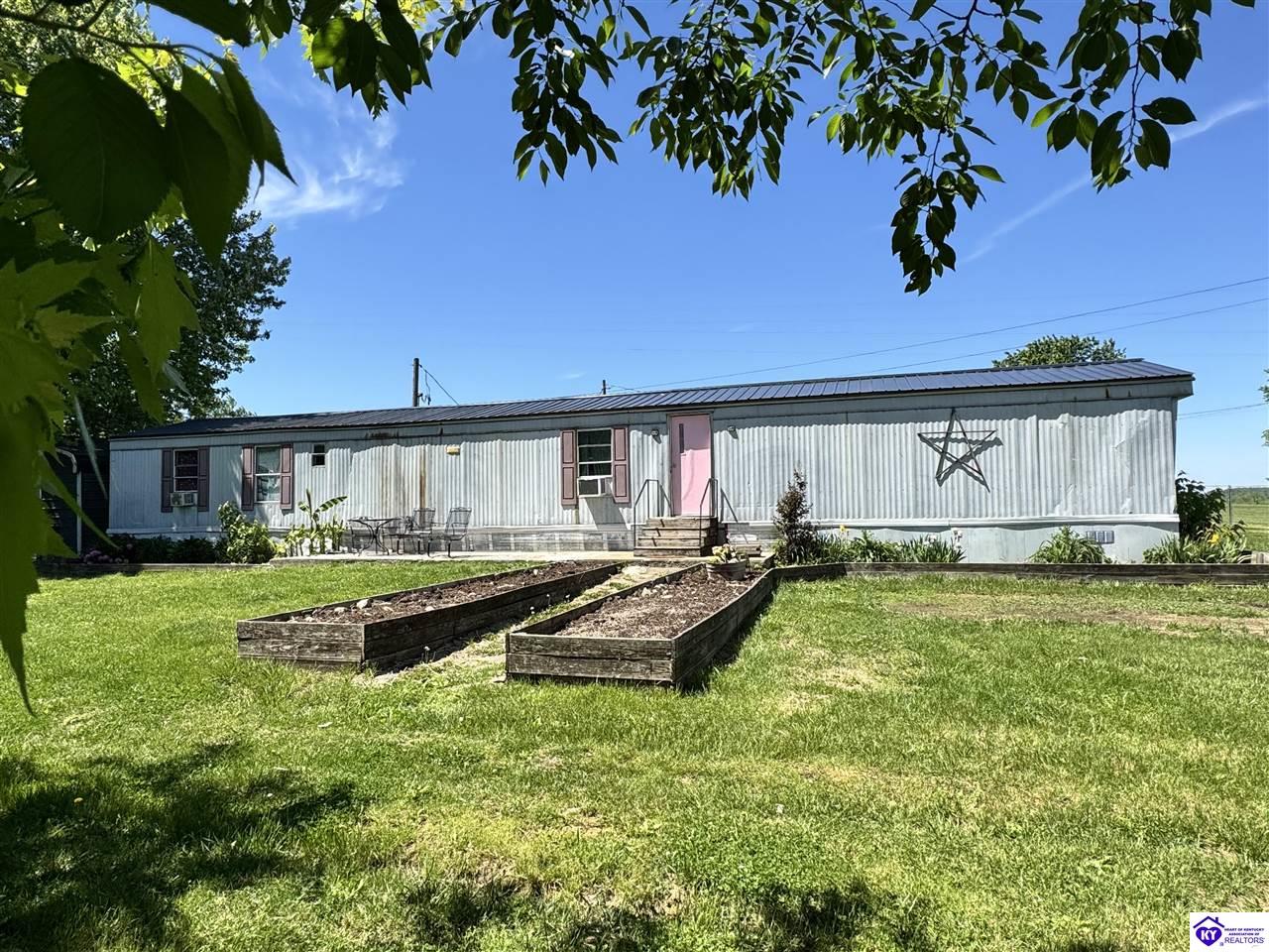 7833 Highway 401Garfield,&nbsp;KY&nbsp;40140