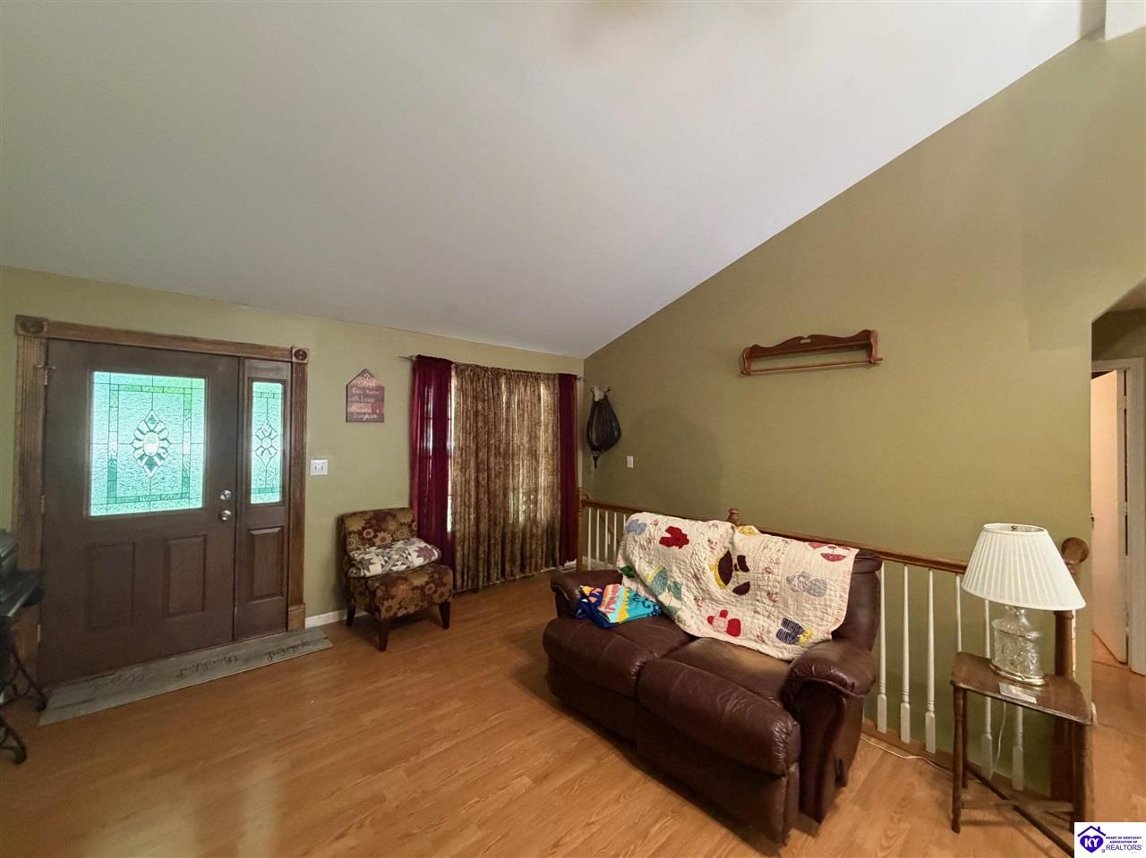 215 Foxboro Road