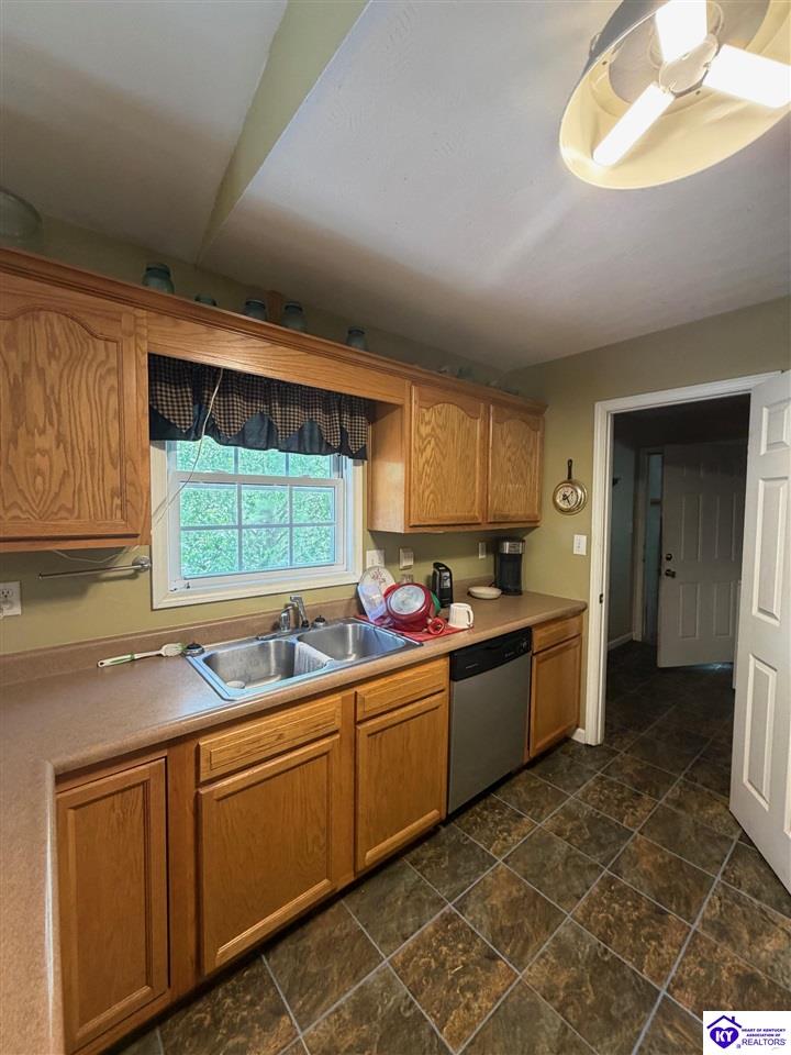 215 Foxboro Road