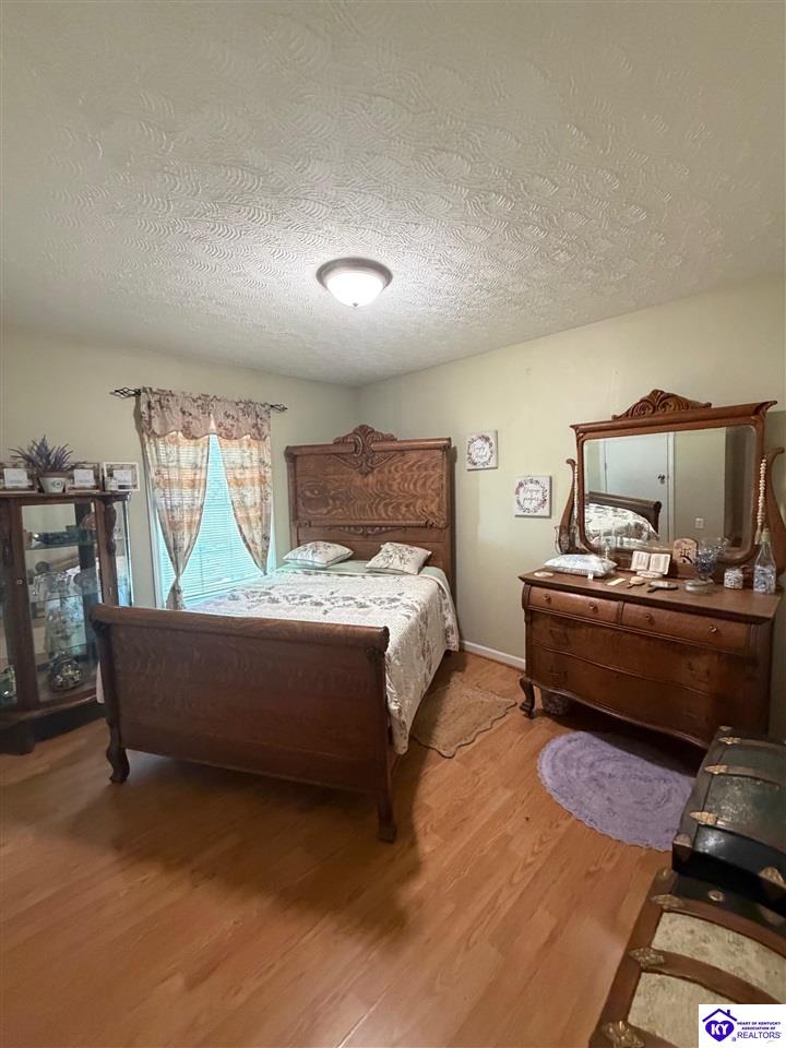 215 Foxboro Road