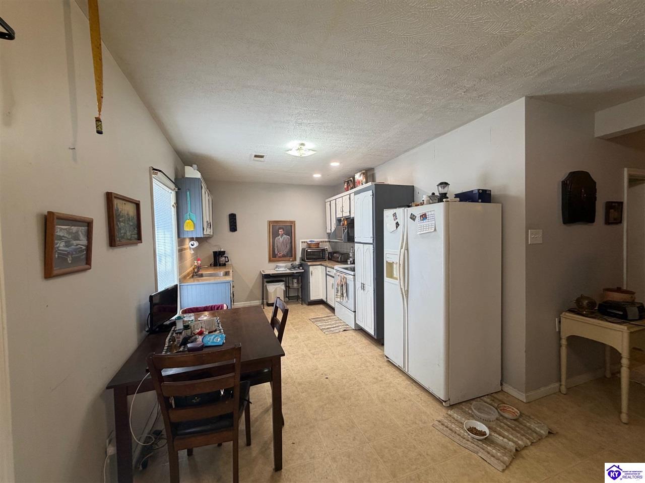 215 Foxboro Road