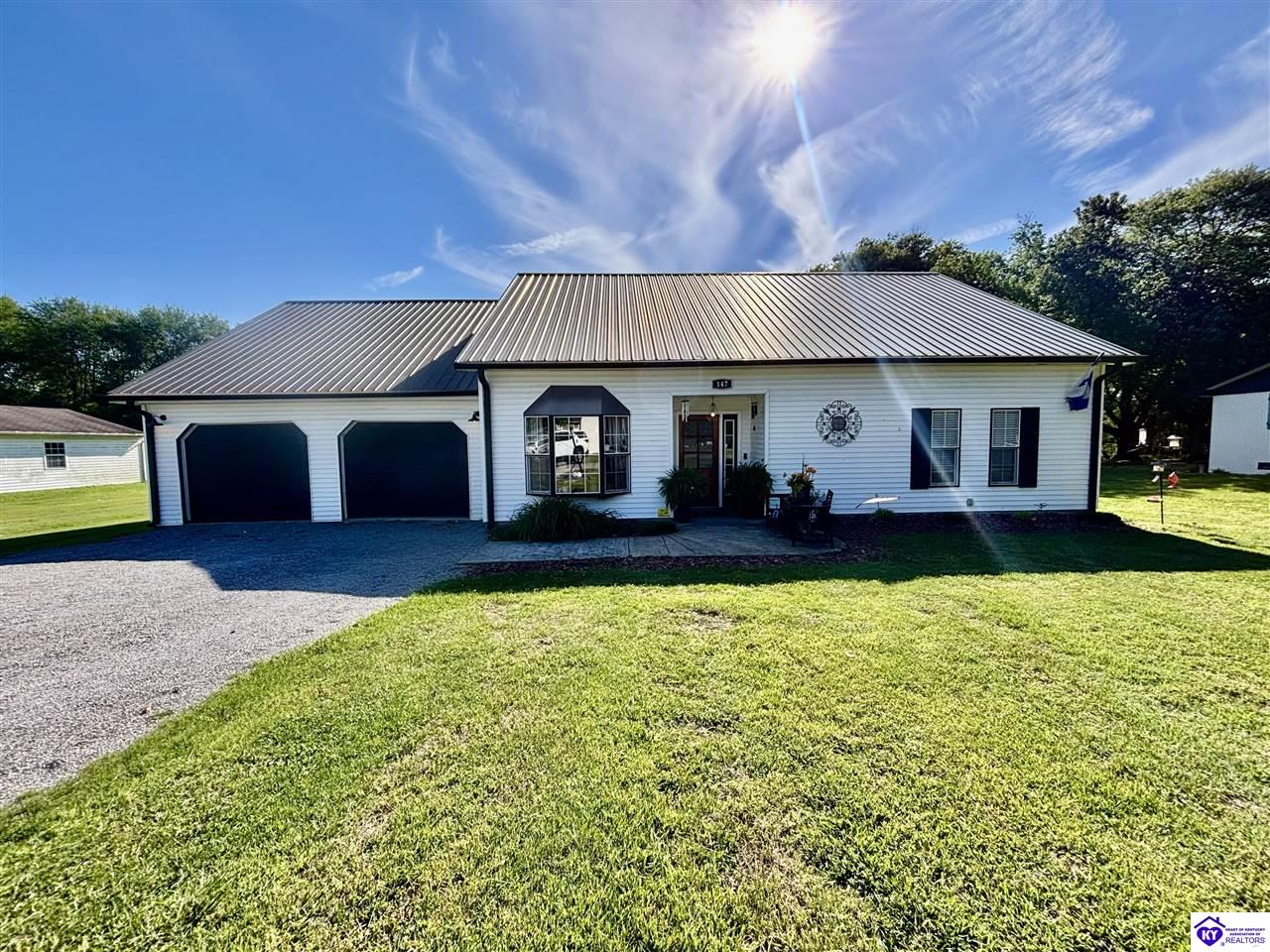 147 Long Acre DriveCampbellsville,&nbsp;KY&nbsp;42718