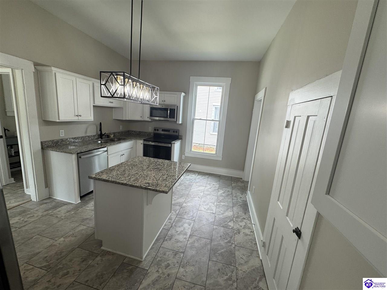 302 Central Avenue Elizabethtown, KY 42701 #2