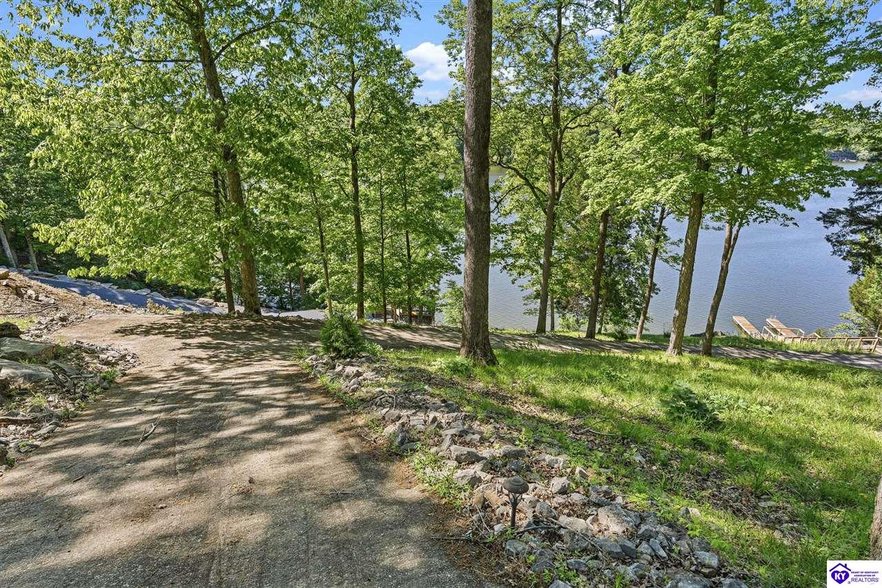 190 Strawberry Circle Brandenburg, KY 40108 #2