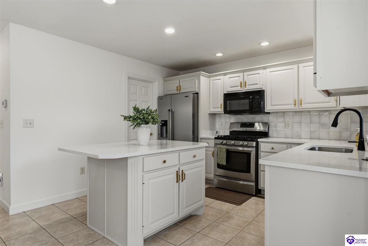 240 Camara Court Elizabethtown, KY 42701 #2
