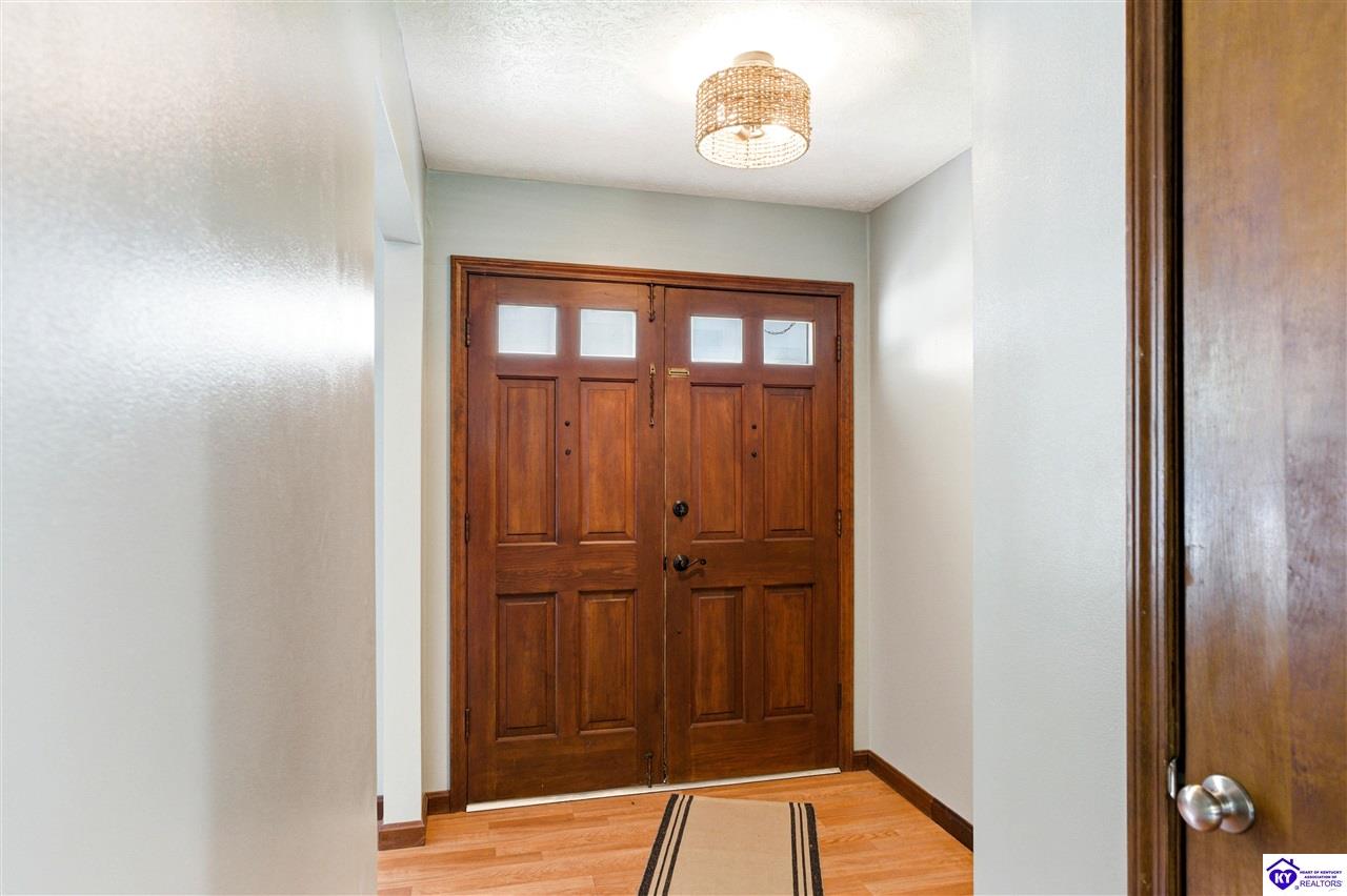 2707 Oakwood Drive Bardstown, KY 40004 #2
