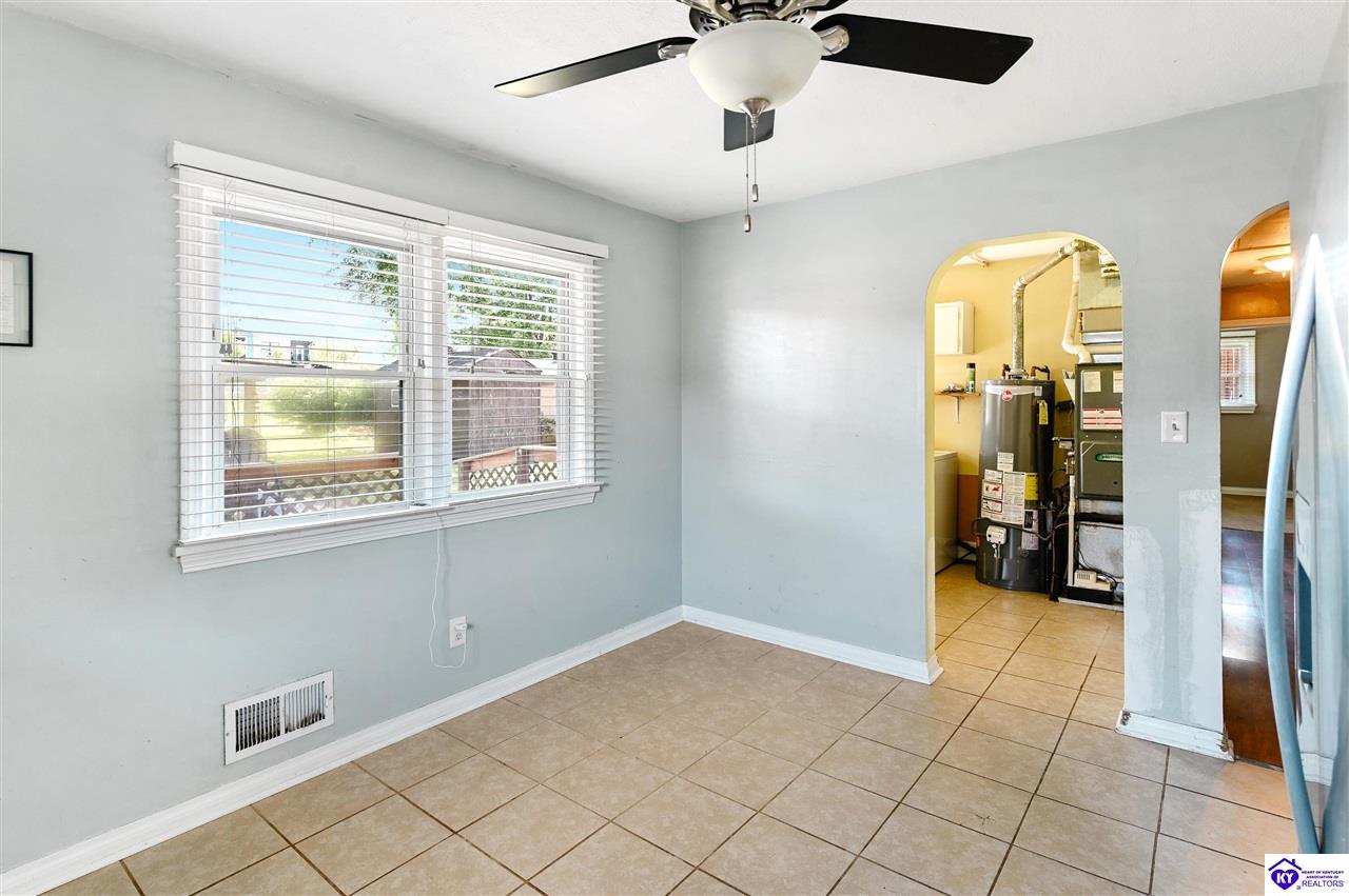 7603 Michael Drive Louisville, KY 40228 #4