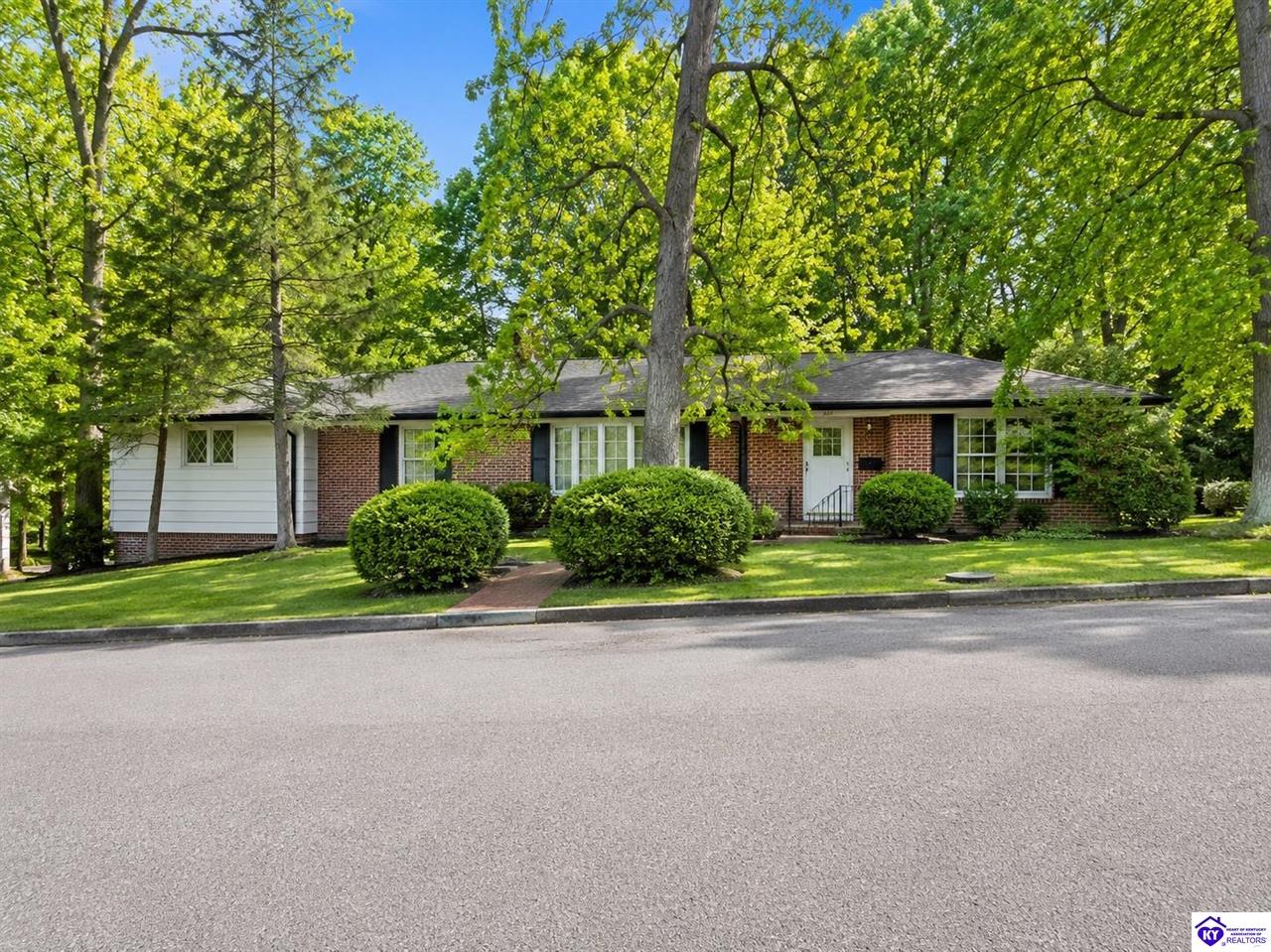 1117 Oak StreetElizabethtown,&nbsp;KY&nbsp;42701