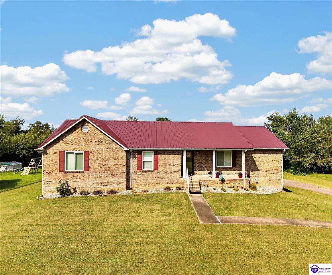 82 N Sunset AvenueCecilia,&nbsp;KY&nbsp;42724
