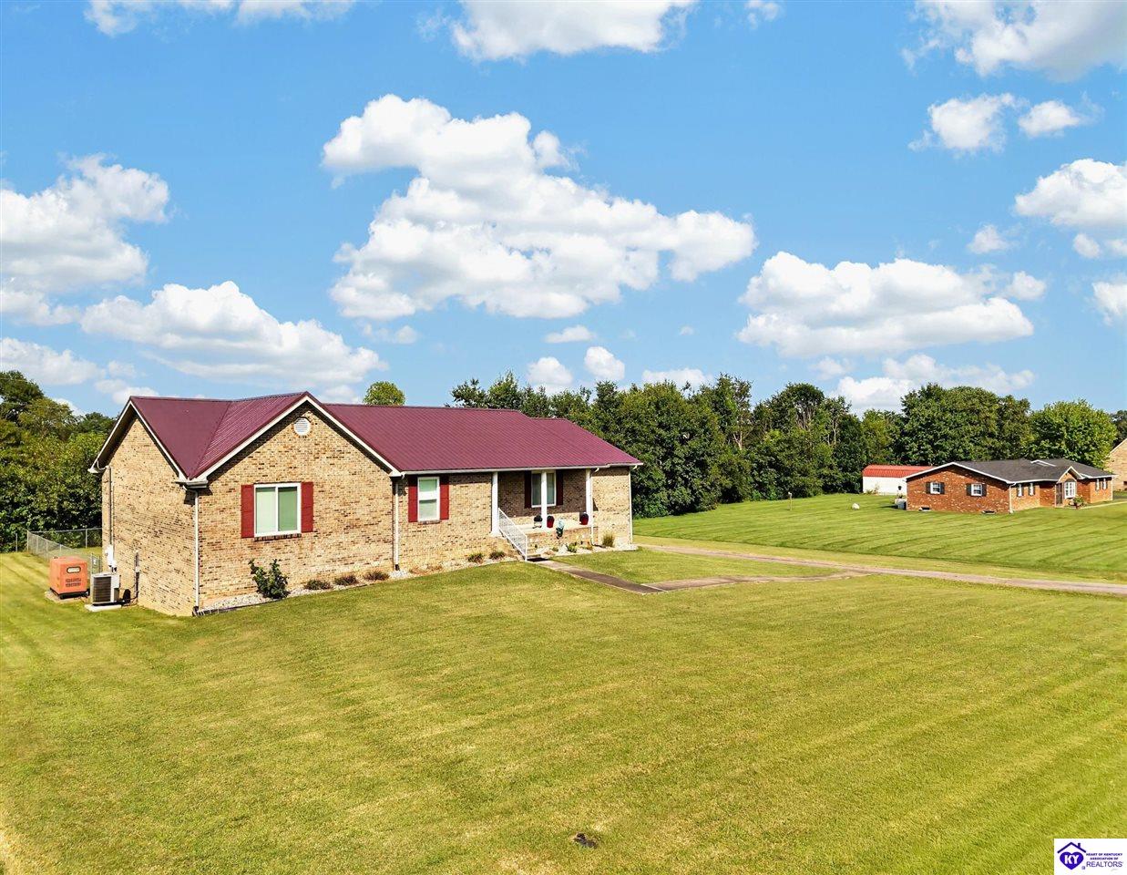 82 N Sunset Avenue Cecilia, KY 42724 #1