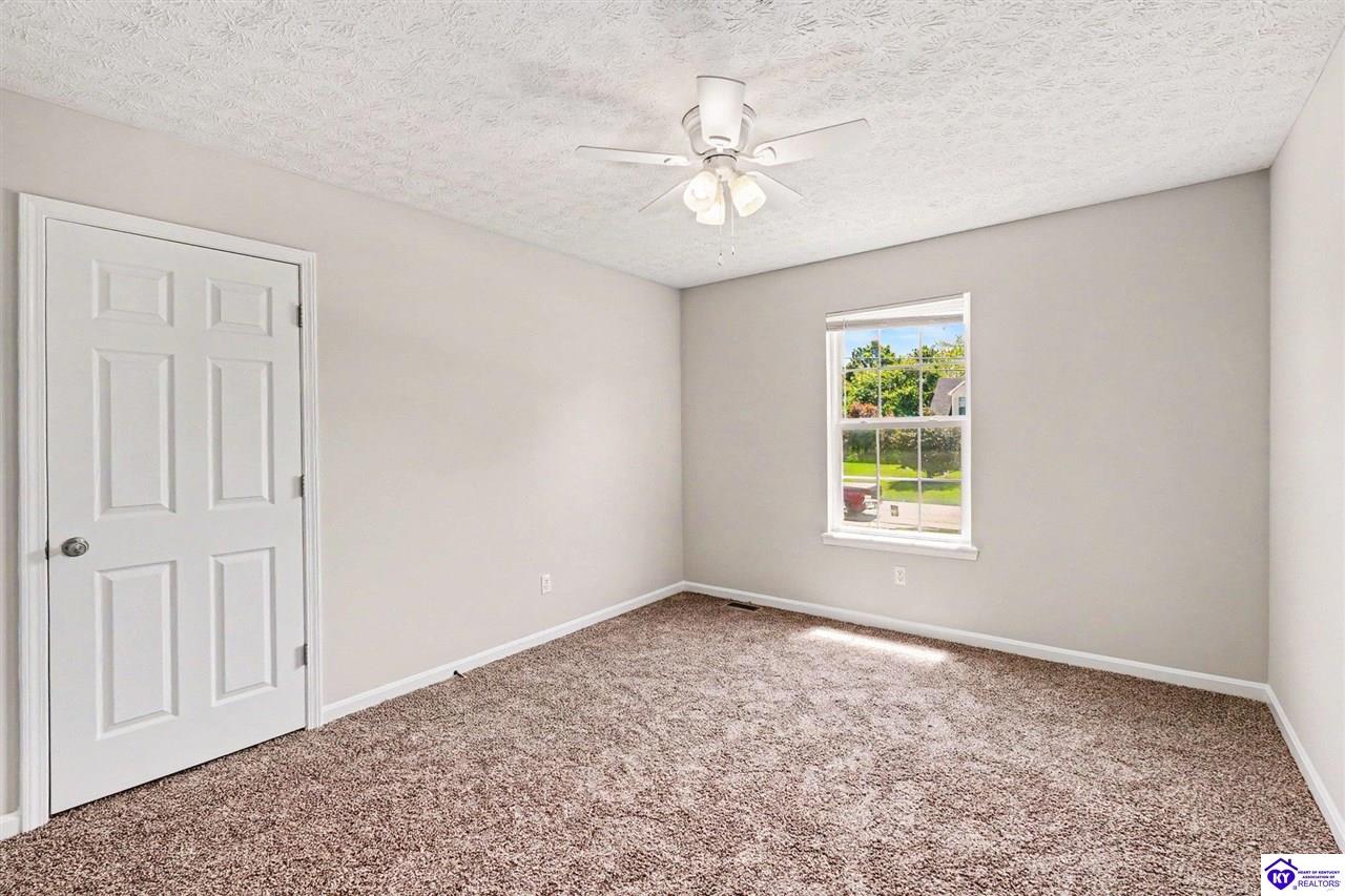 41 Rolling Ridge Court Brandenburg, KY 40108 #2