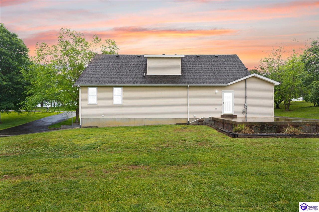 155 Golf Course Road Greensburg, KY 42743 #1