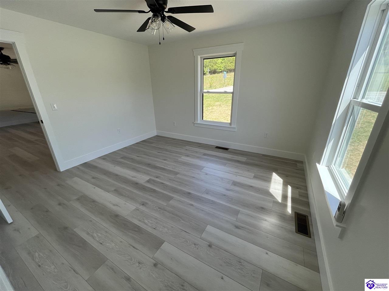 205 Olive Avenue Bonnieville, KY 42713 #2