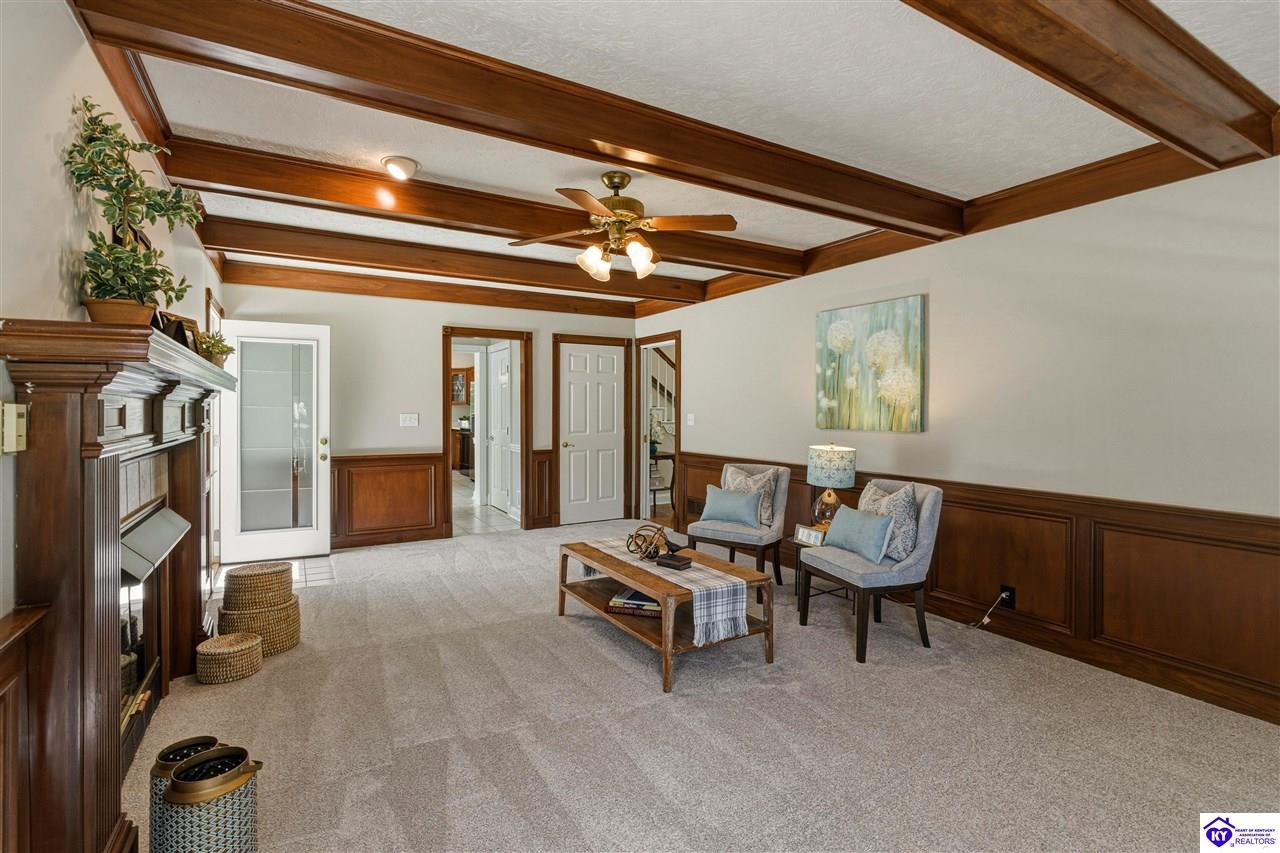 7 Oakwood Court Rineyville, KY 40162 #4
