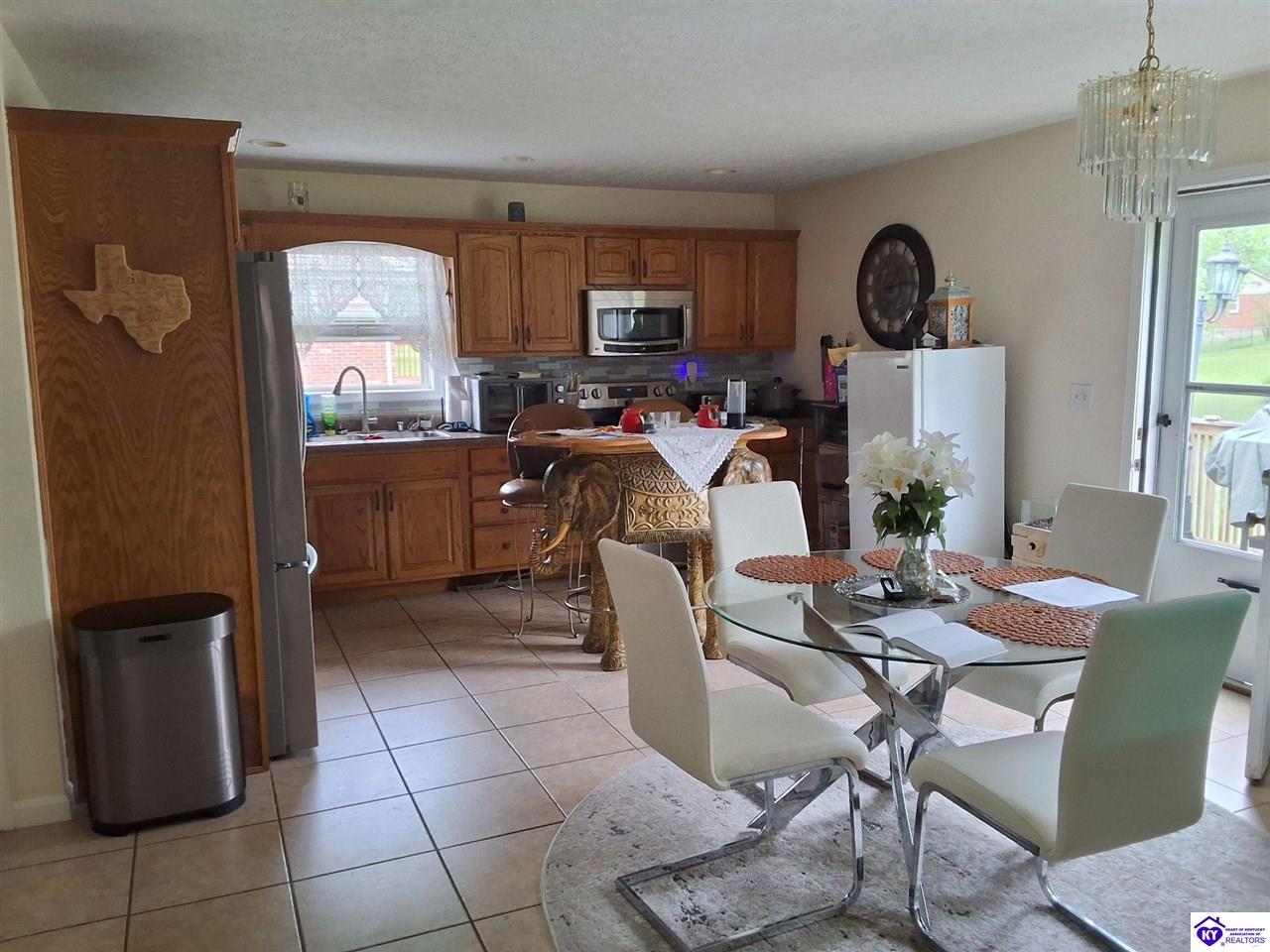 553 Charlemagne Boulevard Elizabethtown, KY 42701 #1
