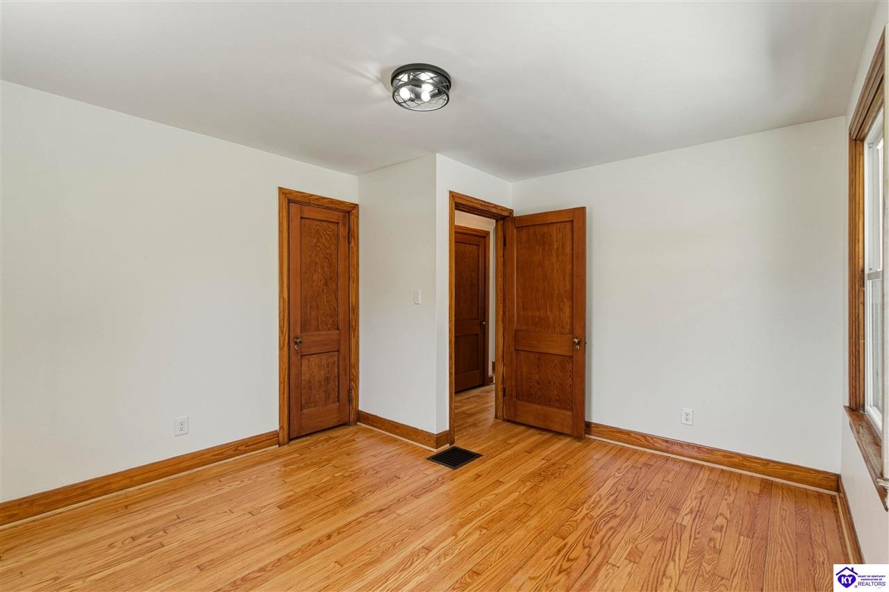 311 N Mulberry Street Elizabethtown, KY 42701 #4