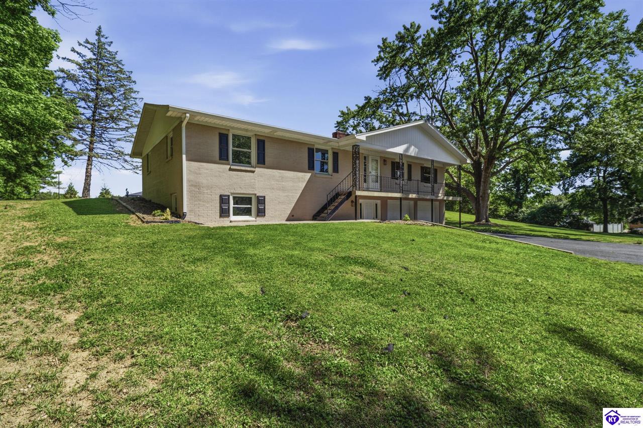 213 W French Street Elizabethtown, KY 42701 #1