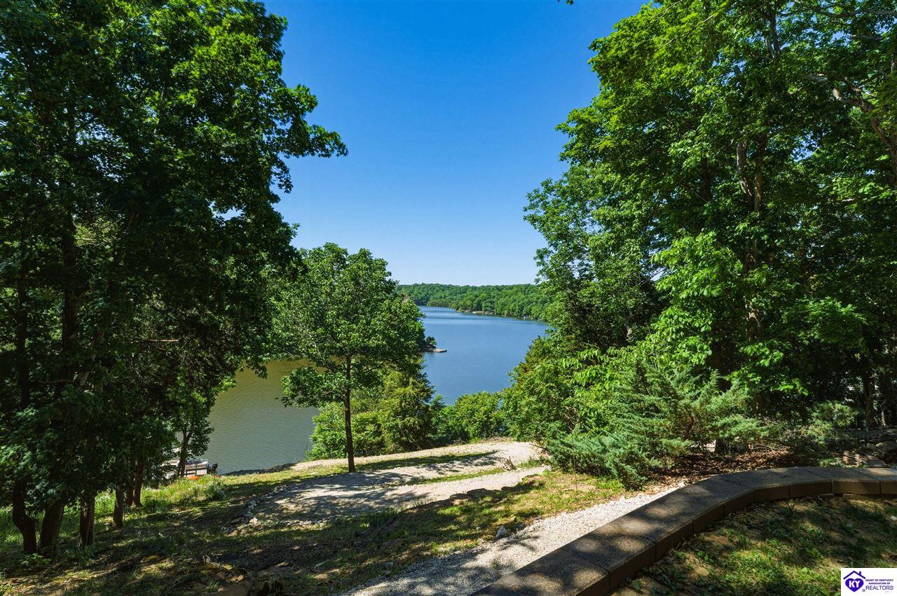 73 Hawthorne Court Brandenburg, KY 40108 #1