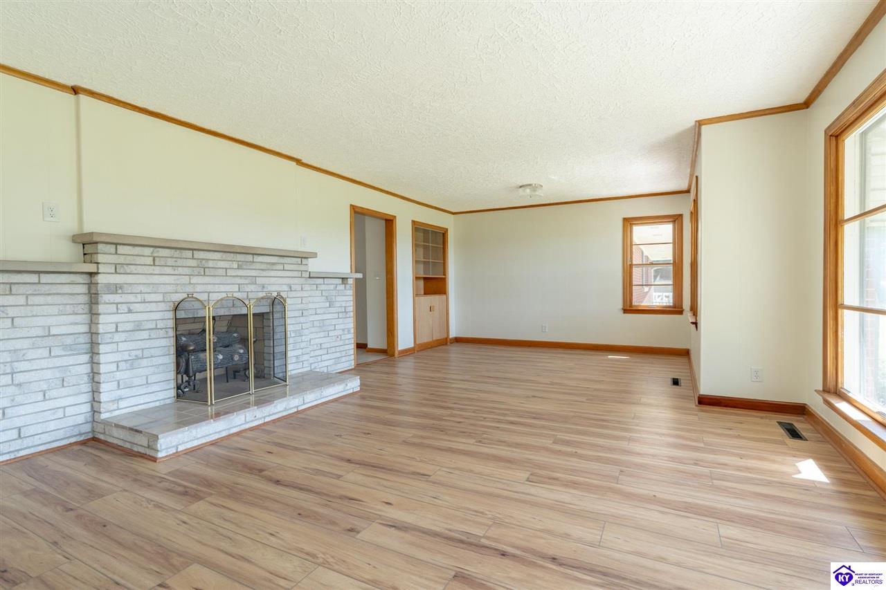 759 Highland Avenue Vine Grove, KY 40175 #4