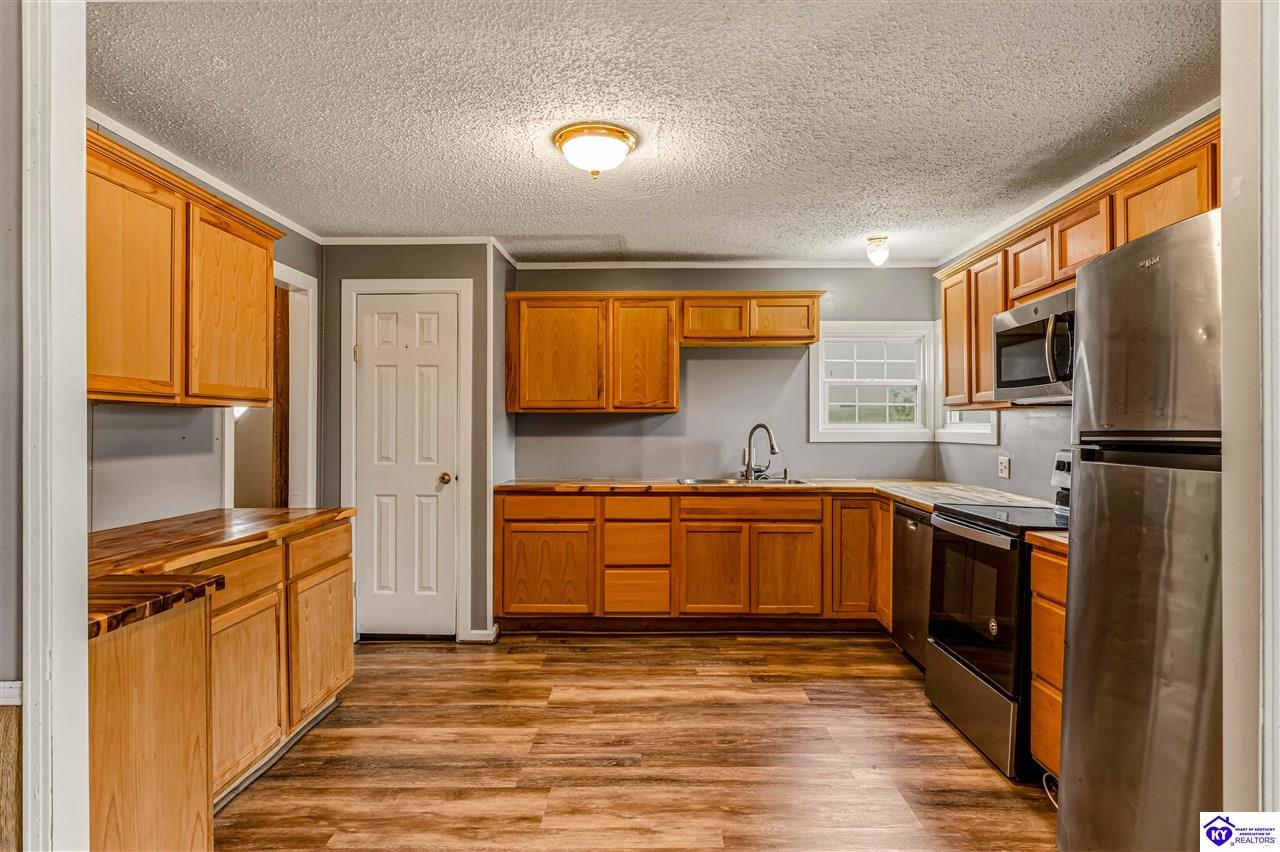 2422 E Highway 86 Irvington, KY 40146 #3