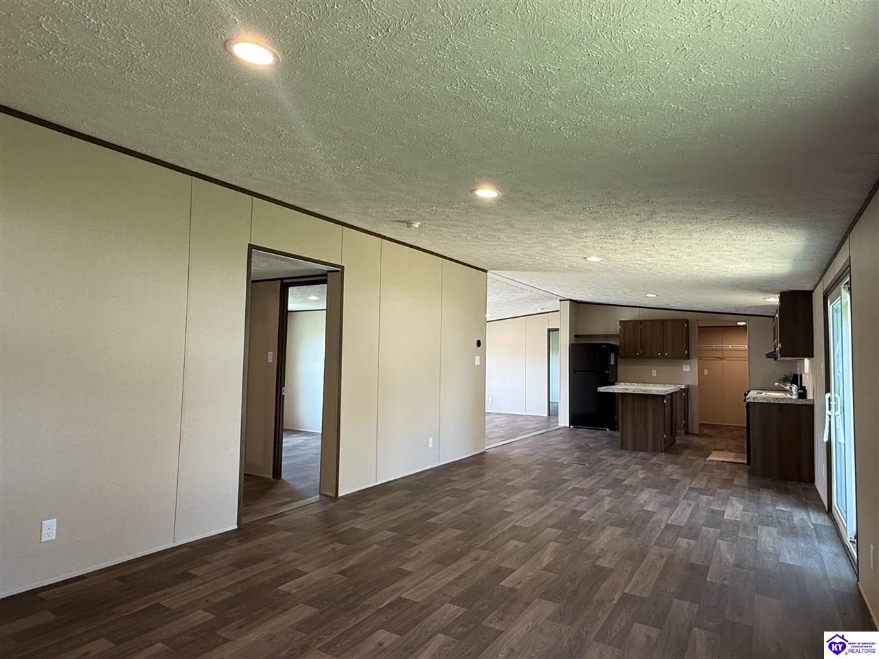 615 W High Street