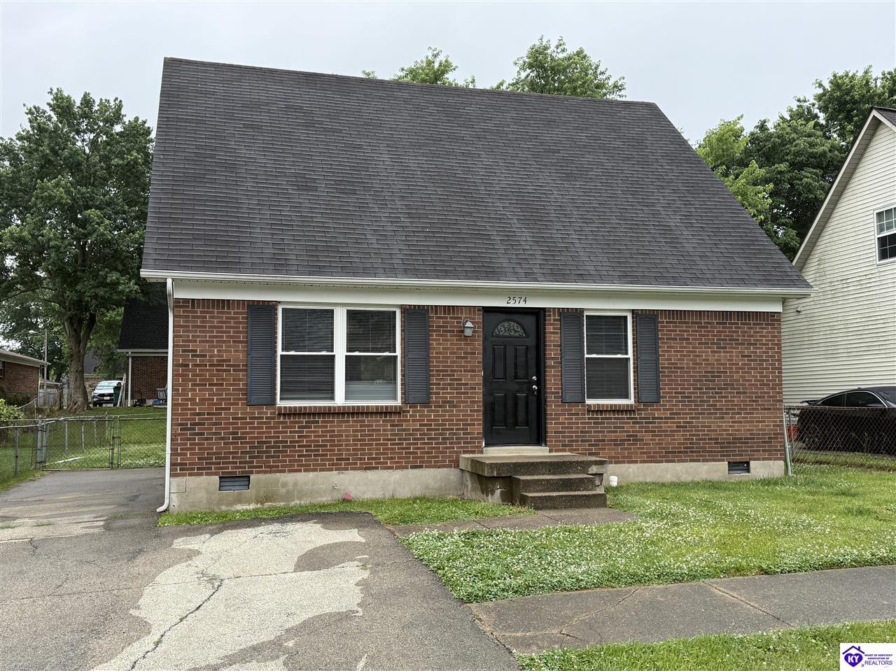2574 Vonoa Drive Radcliff, KY 40160 #1