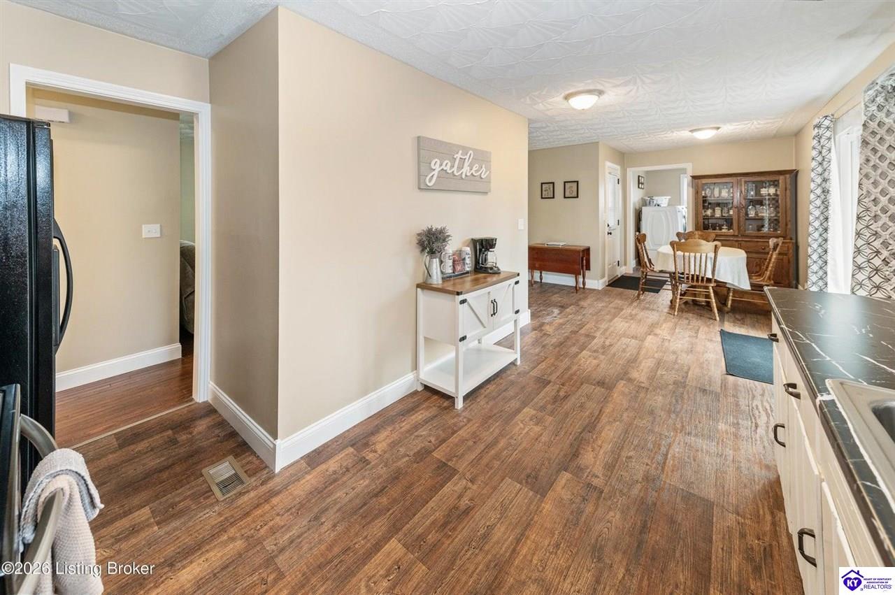 3625 New Shepherdsville Road Bardstown, KY 40004 #4