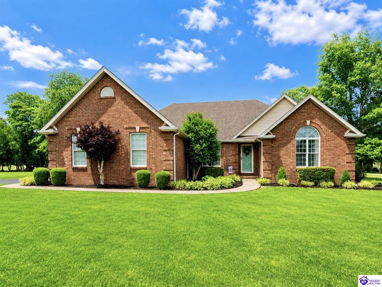 532 Cambridge WayCampbellsville,&nbsp;KY&nbsp;42718