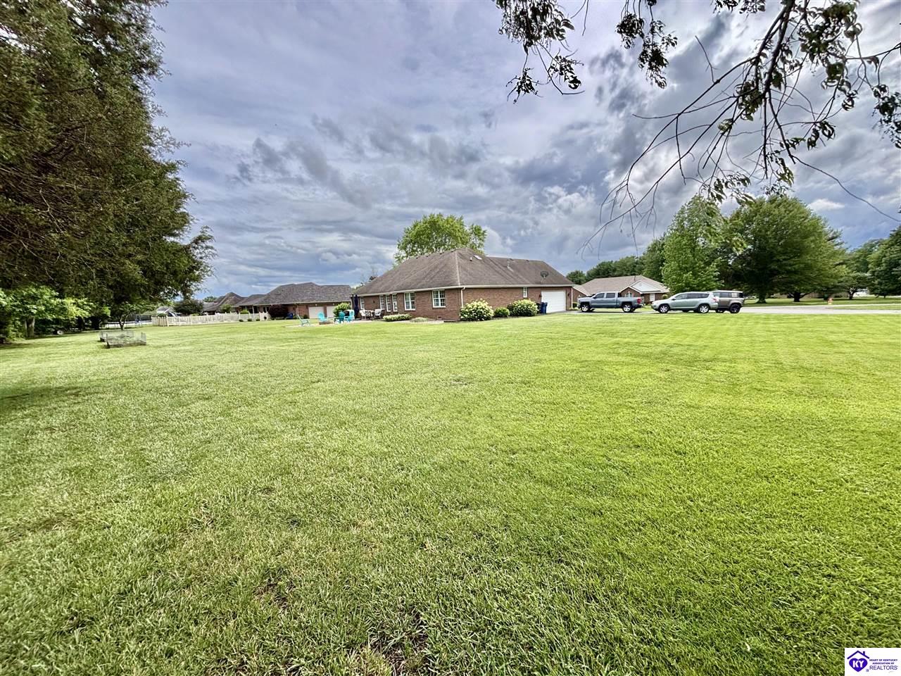 532 Cambridge Way Campbellsville, KY 42718 #1