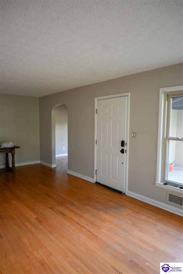 102 Madison Avenue Bardstown, KY 40004 #4