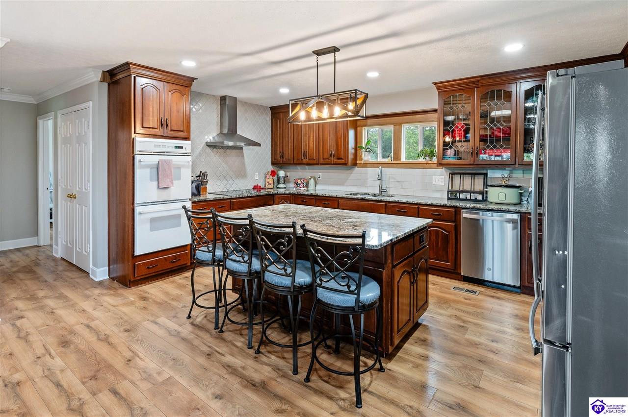 572 Watkins Glen Way Taylorsville, KY 40071 #2