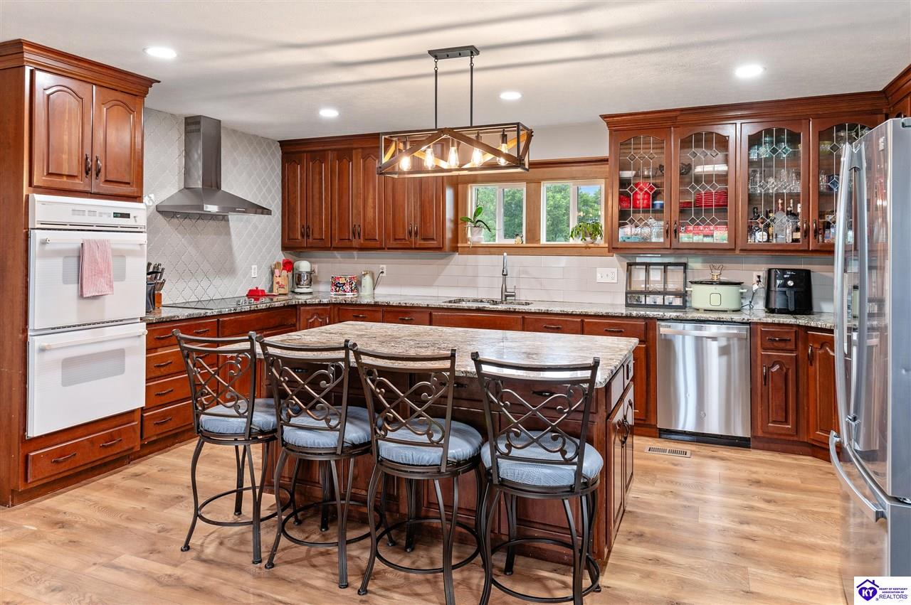 572 Watkins Glen Way Taylorsville, KY 40071 #3
