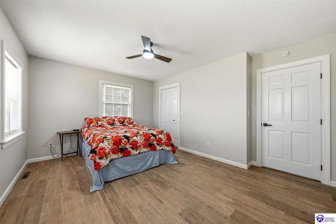 100 Stratmoor Drive Elizabethtown, KY 42701 #2