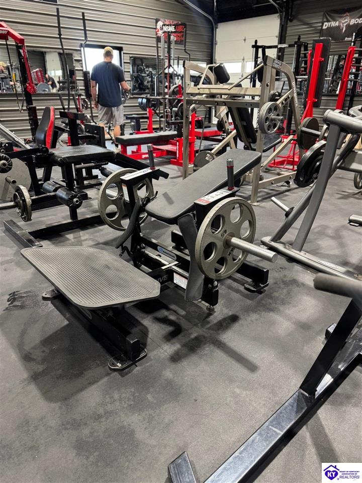 2635 Campbellsville Road Greensburg, KY 42743 #2