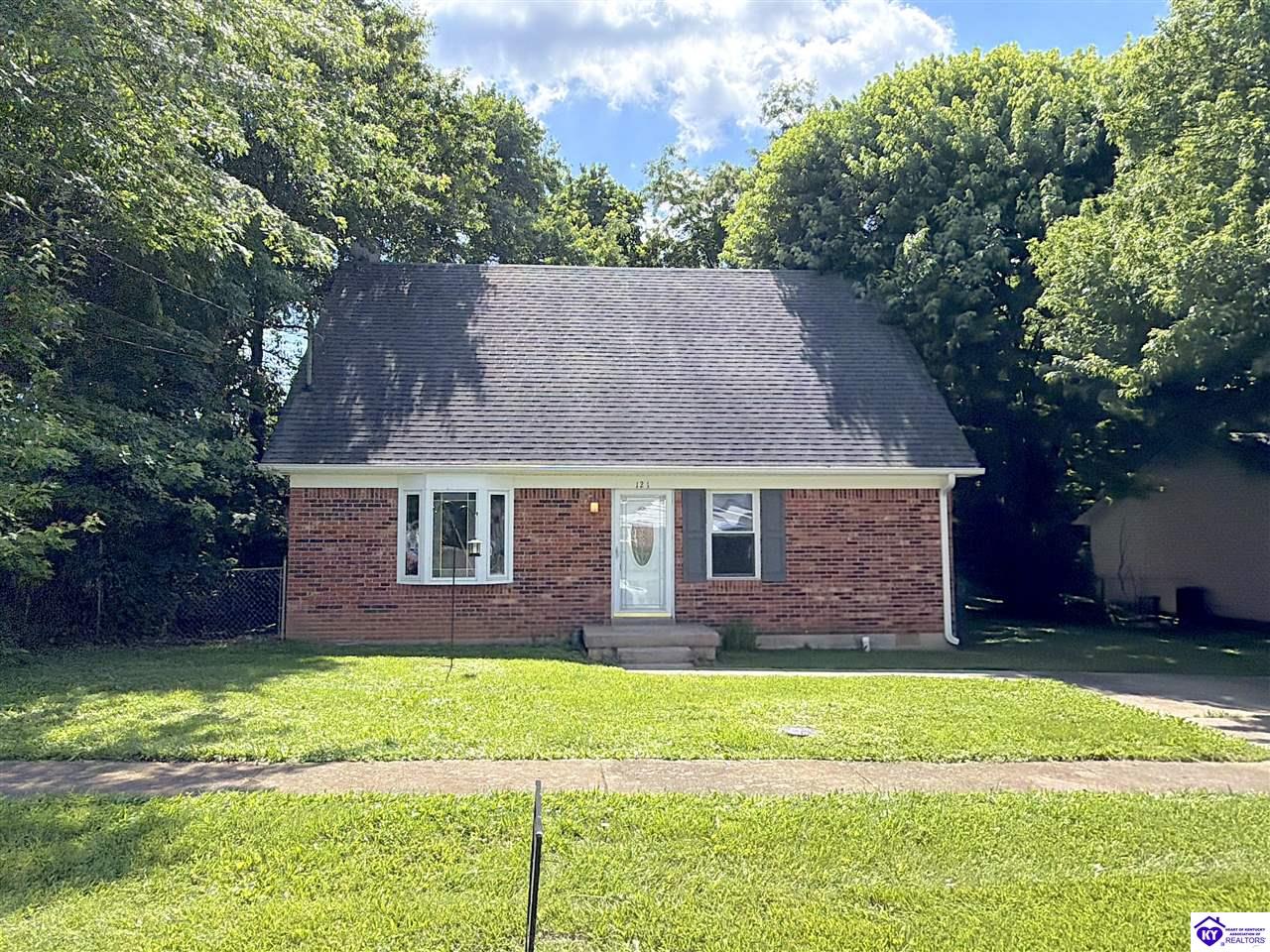 121 Academy LaneRadcliff,&nbsp;KY&nbsp;40160