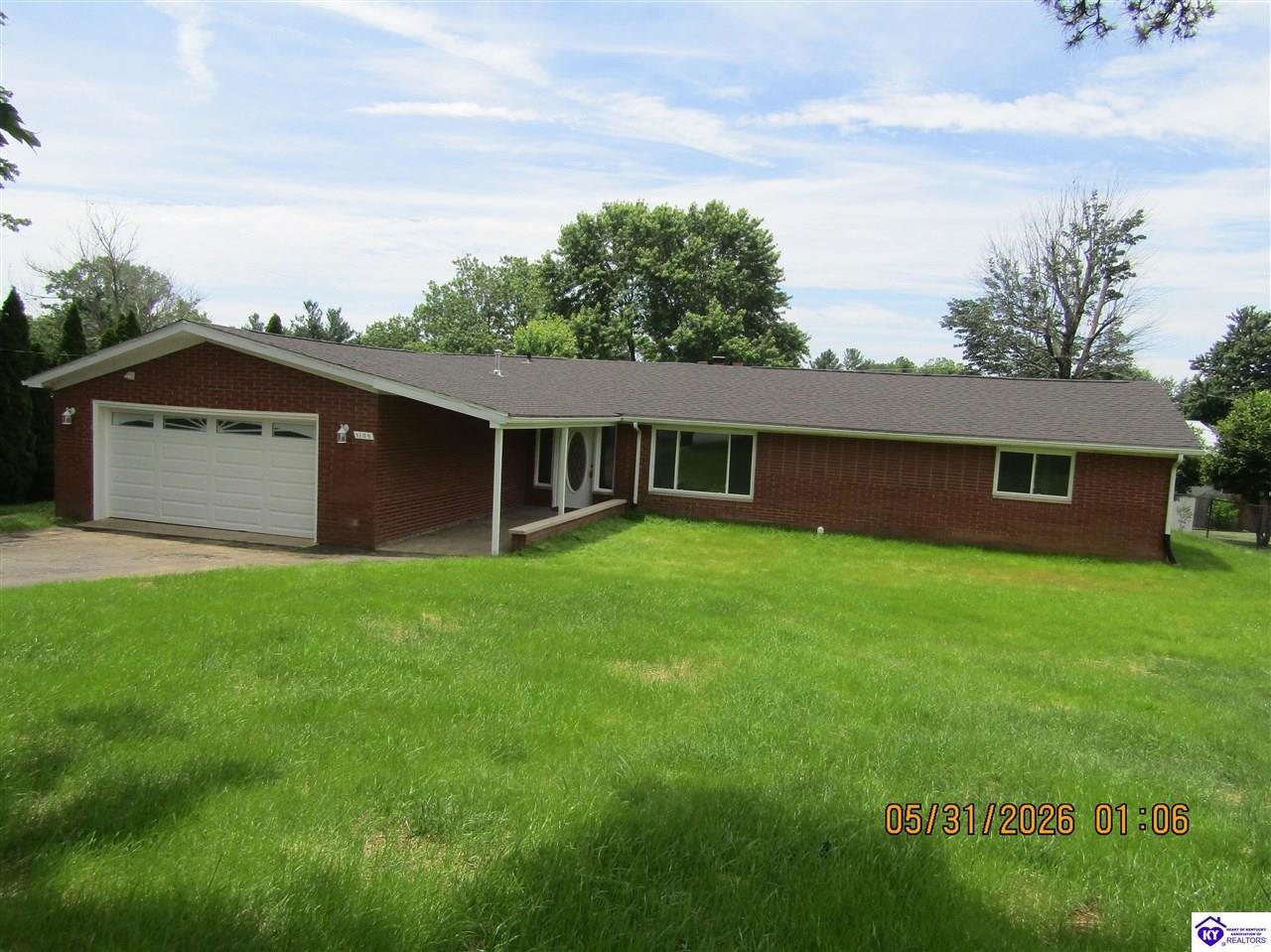 1105 Sherwood DriveRadcliff,&nbsp;KY&nbsp;40160