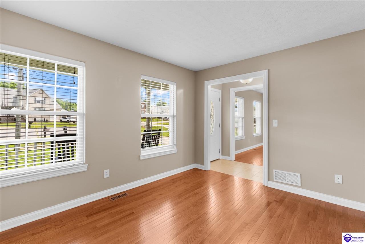 205 Creekvale Court Vine Grove, KY 40175 #4