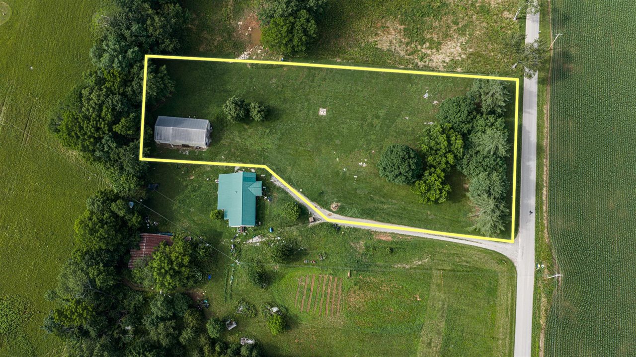 3896 Petros Browning Road